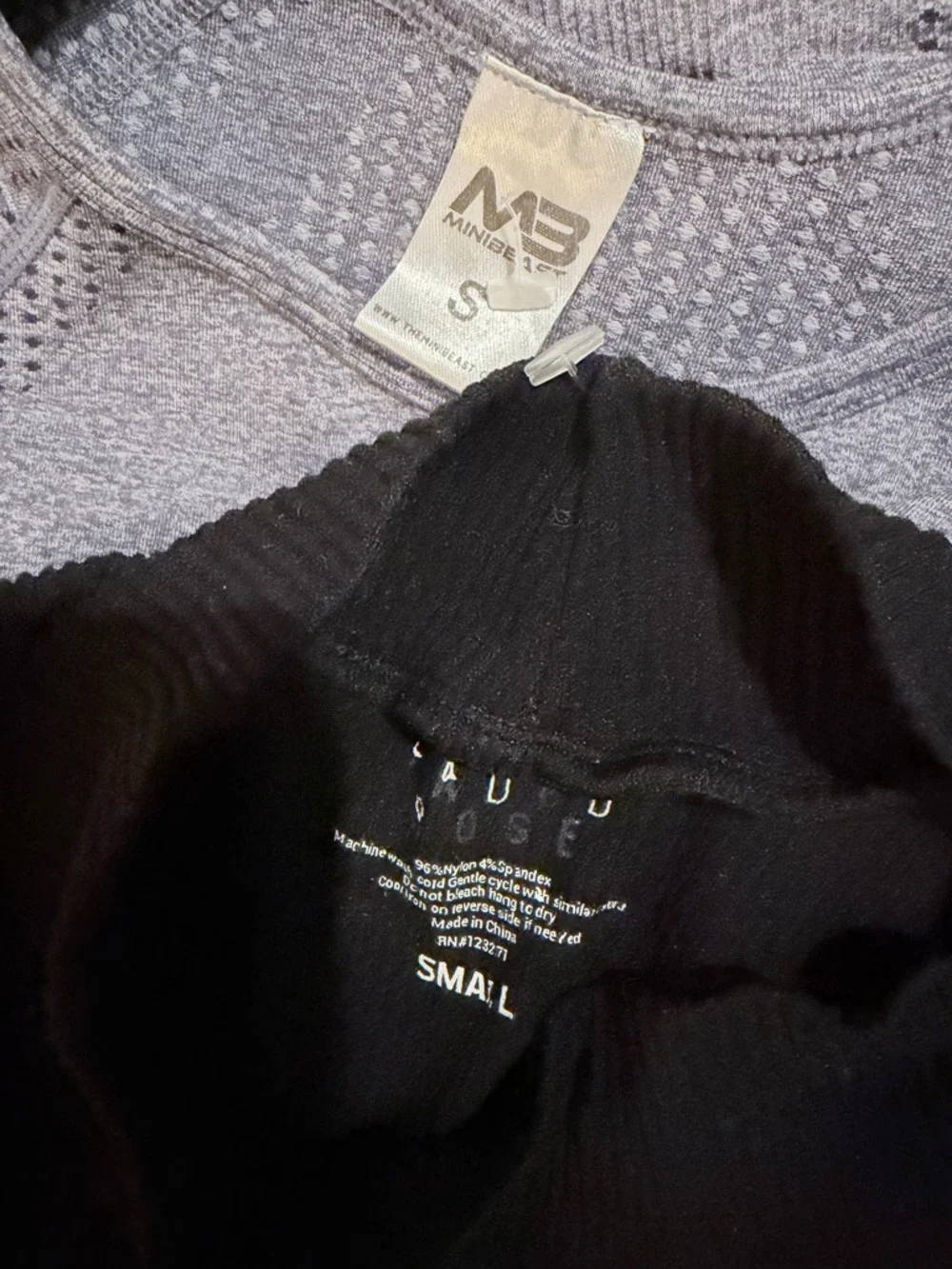 Bundle Seamless Heather‎ Gray Long-Sleeve Crop Top Workout sleeveless ribbed top
